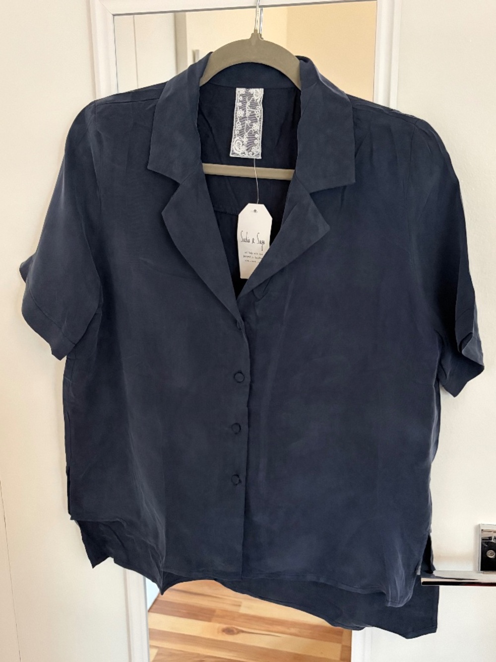 Sadie and Sage NWT navy blue blouse